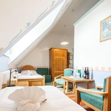 Libusin & Mamenka Narodni Kulturni Pamatky 4*