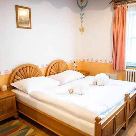 Libusin & Mamenka Narodni Kulturni Pamatky Apartmanhotel
