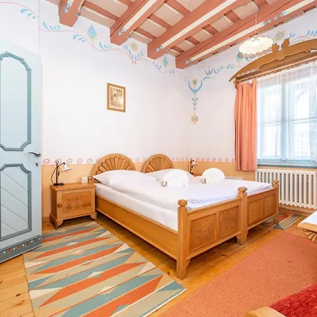 Libusin & Mamenka Narodni Kulturni Pamatky