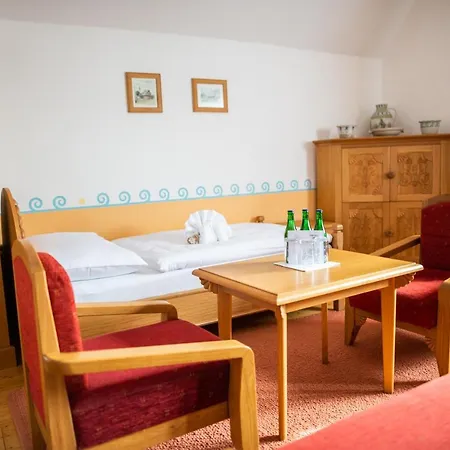 Libusin & Mamenka Narodni Kulturni Pamatky 아파트호텔 4*