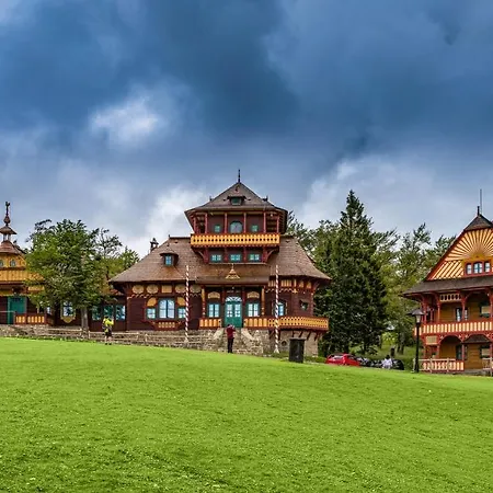 Libusin & Mamenka Narodni Kulturni Pamatky 4*