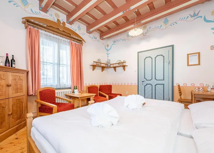 Libusin & Mamenka Narodni Kulturni Pamatky 4*