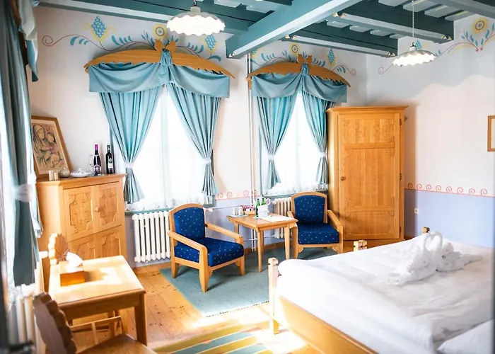 Libusin & Mamenka Narodni Kulturni Pamatky 4*