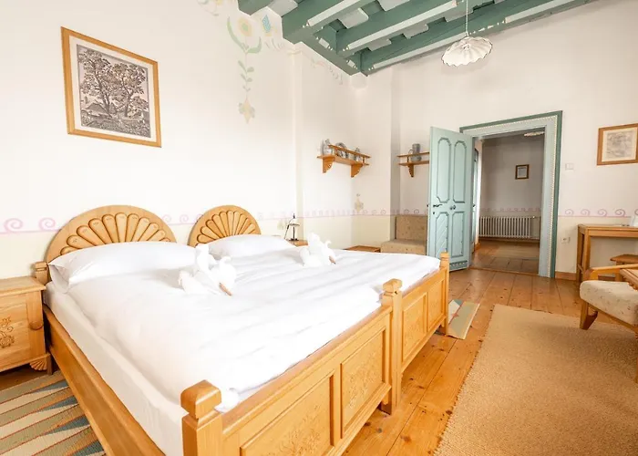 Libusin & Mamenka Narodni Kulturni Pamatky